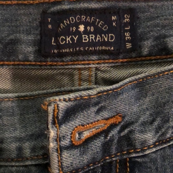 Men’s Lucky Brand Jeans - Picture 2 of 3